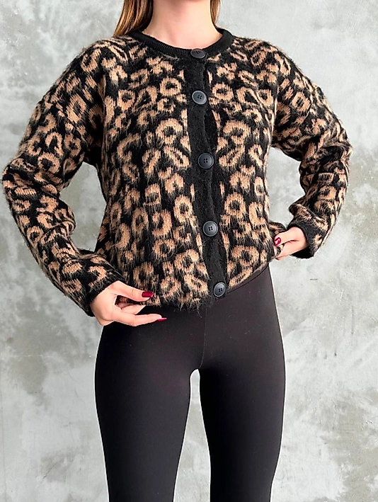 Leopar Düğmeli  Hırka