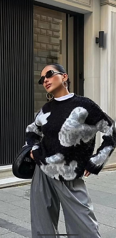 Şık Tasarım Desenli Örgü Kazak - Siyah